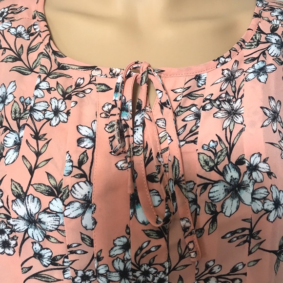 Emaline Blouse 🎃 softener touch 🤓 NWT - Picture 3 of 8